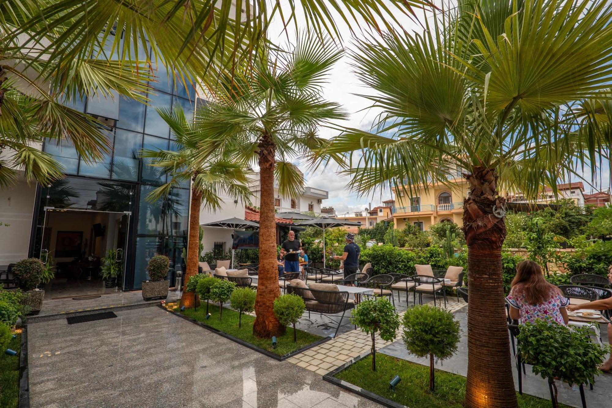 Hotel Eagle Ksamil Buitenkant foto